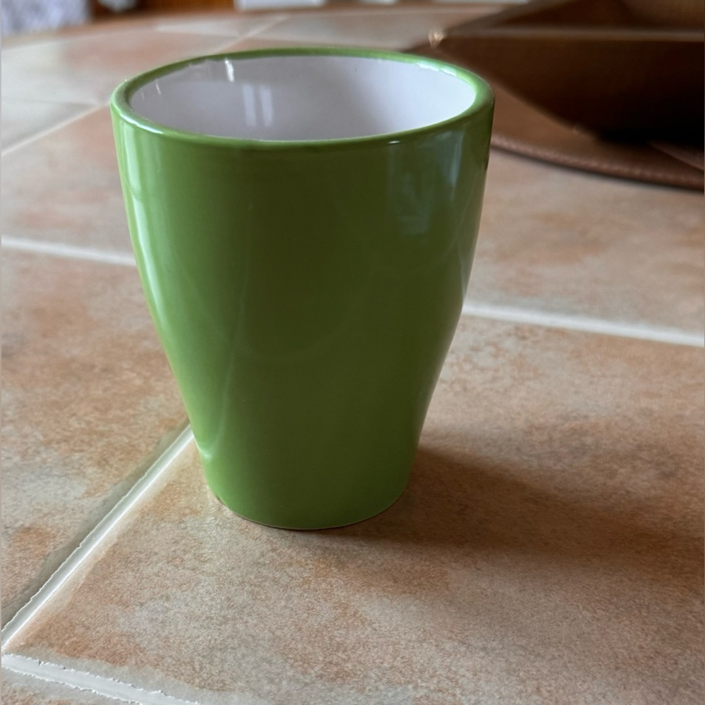 Green Ceramic Cup/Vase 🌱